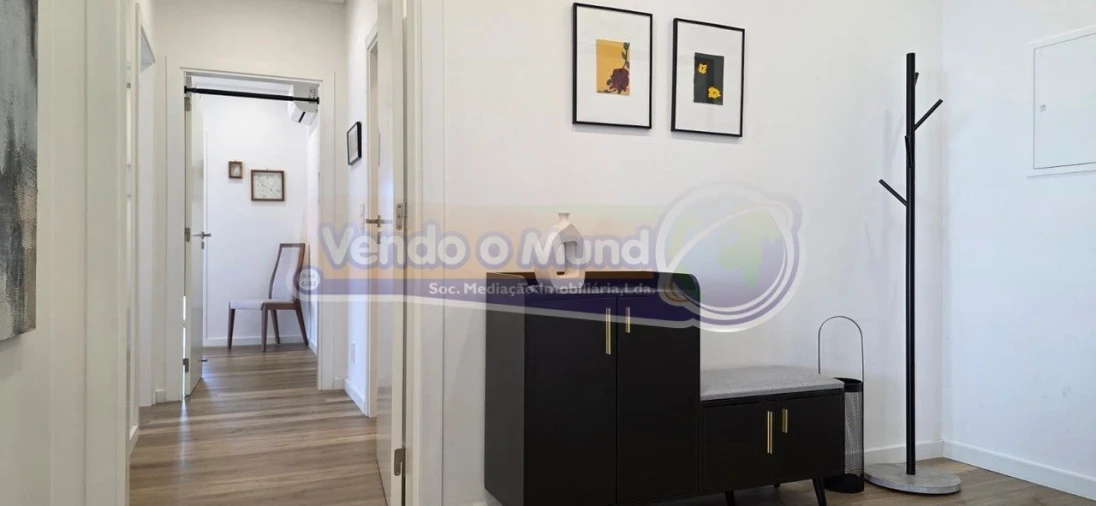 Apartamento T2 para Venda em Póvoa de Santa Iria e Forte da Casa Foto 12