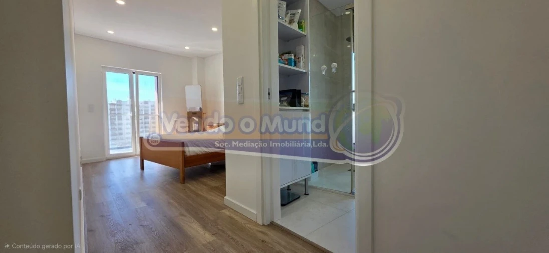 Apartamento T2 para Venda em Póvoa de Santa Iria e Forte da Casa Foto 20