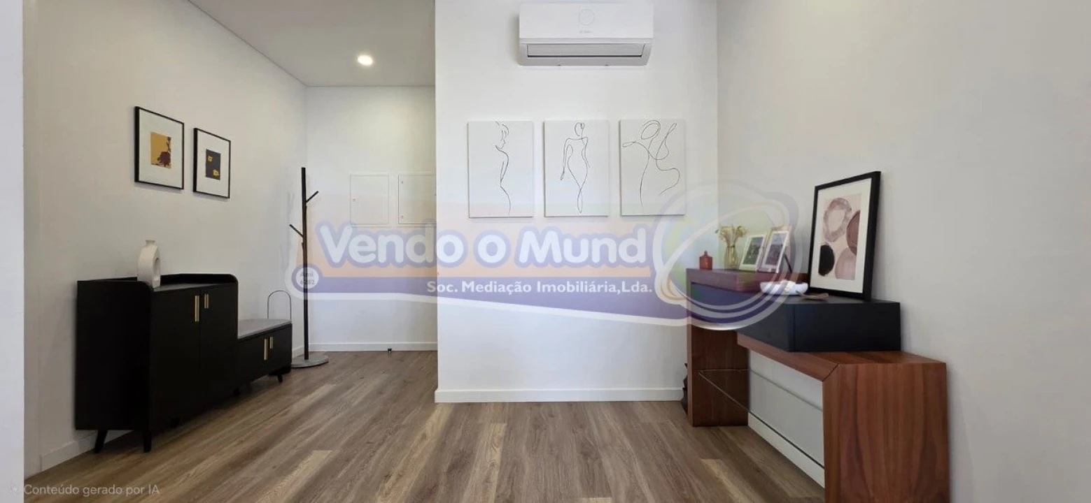 Apartamento T2 para Venda em Póvoa de Santa Iria e Forte da Casa Foto 13