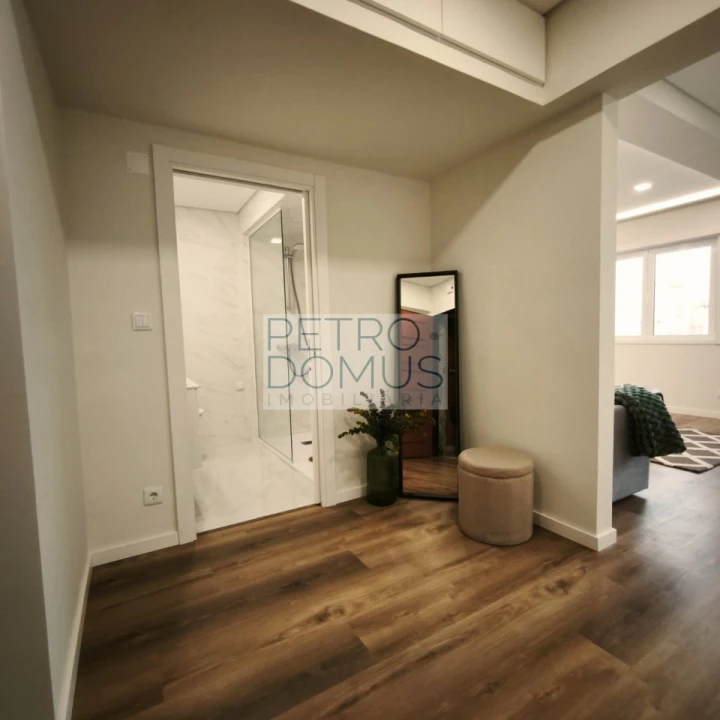 Apartamento T3 para Venda em Benfica Foto 14