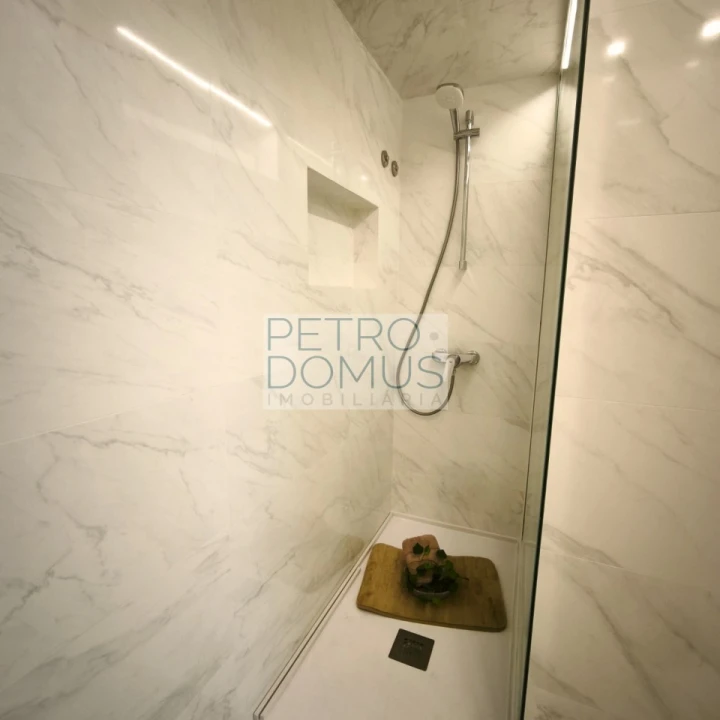 Apartamento T3 para Venda em Benfica Foto 22