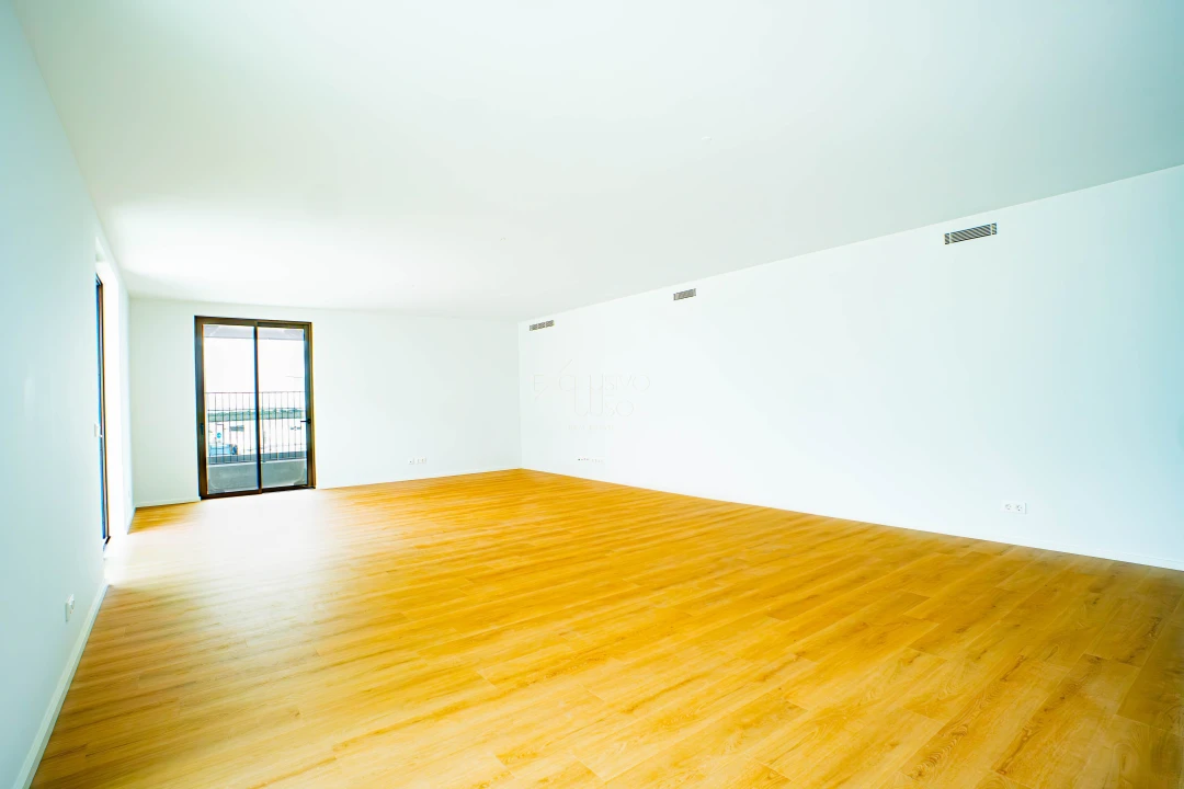 Apartamento T4 para Venda em Póvoa de Santa Iria e Forte da Casa Foto 11