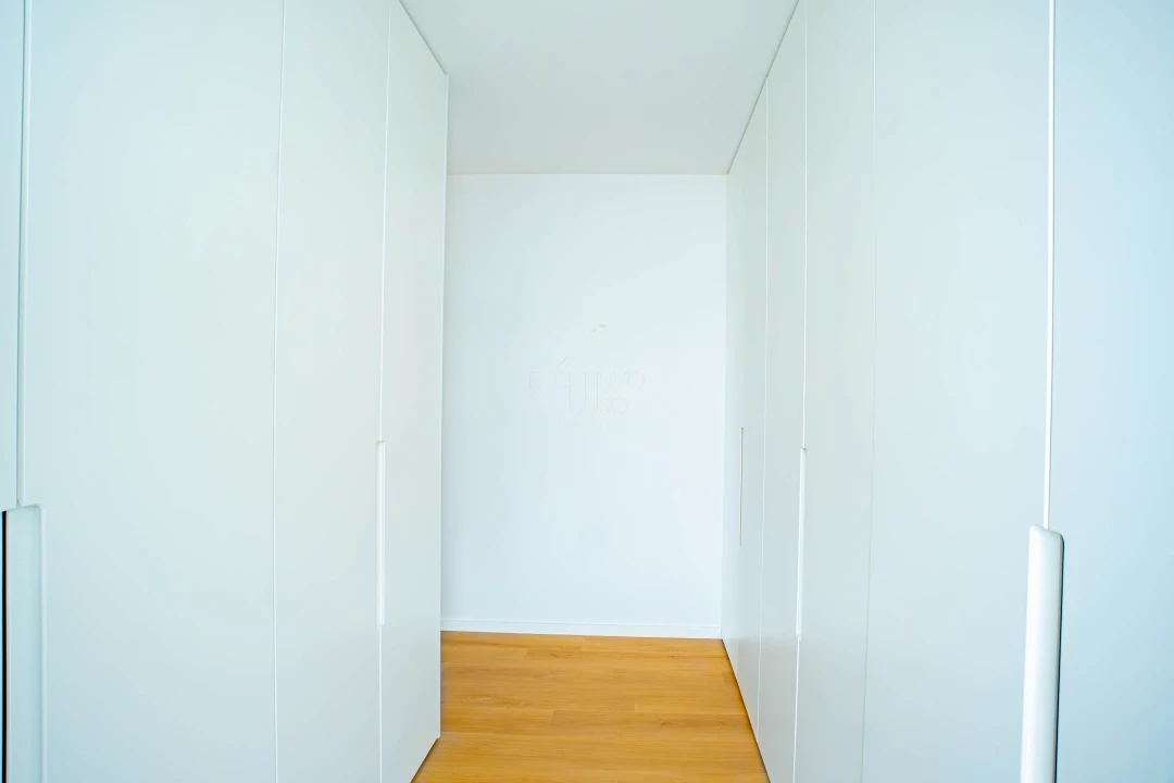 Apartamento T4 para Venda em Póvoa de Santa Iria e Forte da Casa Foto 7