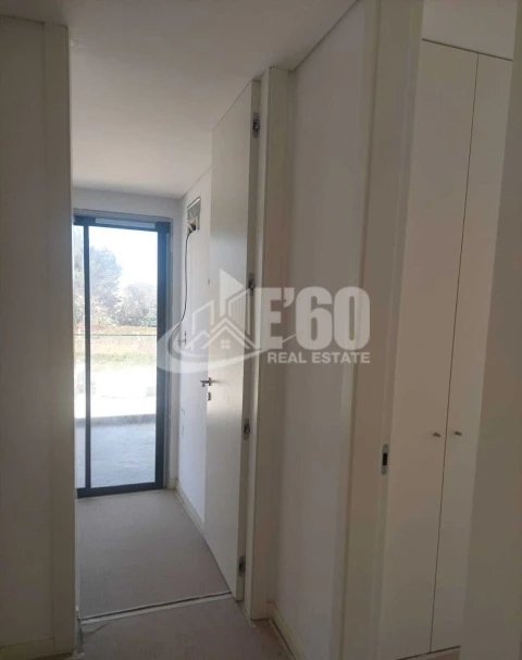 Apartamento T2 para Venda em São Felix da Marinha