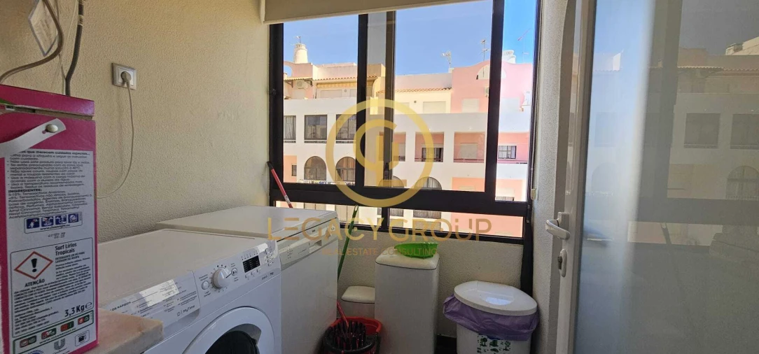 Apartamento T2 para Venda em Quarteira Foto 7