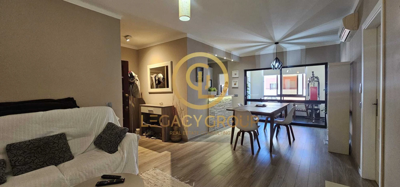 Apartamento T2 para Venda em Quarteira Foto 2