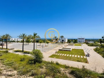 Terreno para Venda em Tavira (Santa Maria e Santiago)