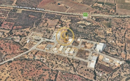 Terreno para Venda em Tavira (Santa Maria e Santiago)