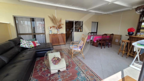 Apartamento T2 para Venda em Aver-O-Mar, Amorim e Terroso