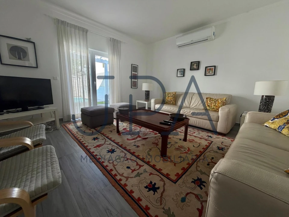 Moradia T4 para Venda em Monte Gordo Foto 12