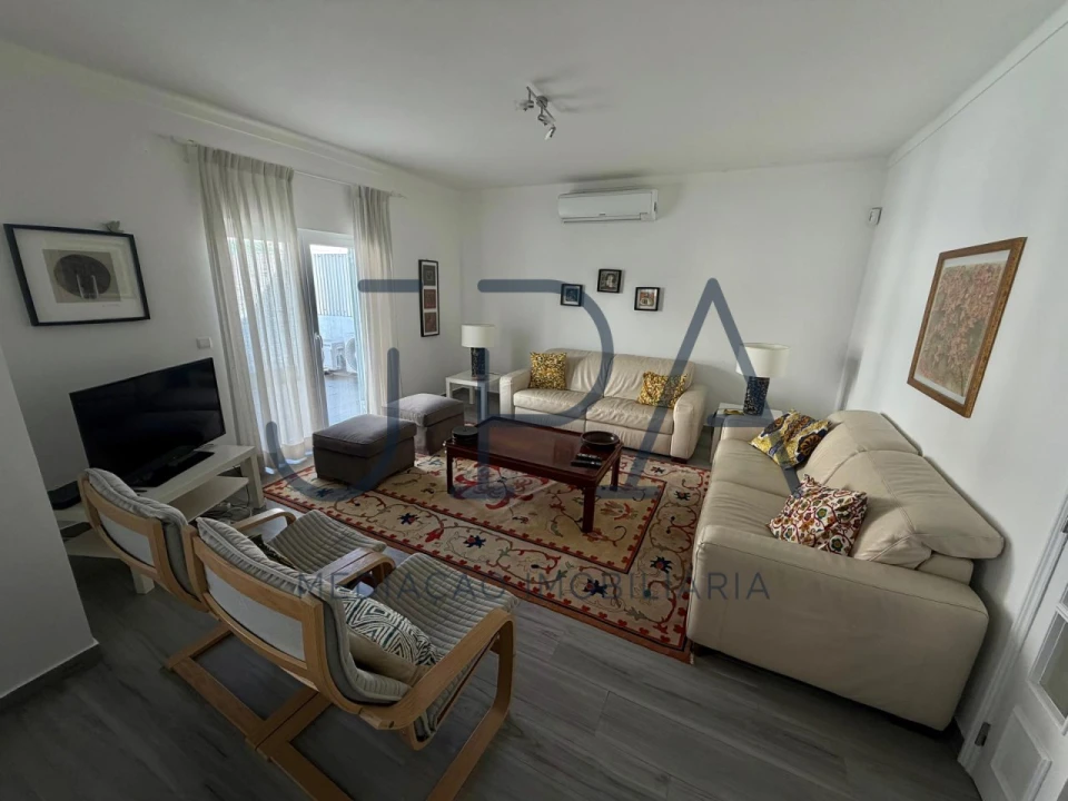 Moradia T4 para Venda em Monte Gordo Foto 1