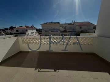 Moradia T4 para Venda em Monte Gordo