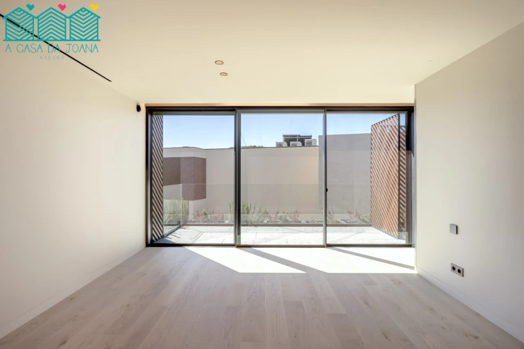 Moradia T5 para Venda em Cascais e Estoril Foto 16