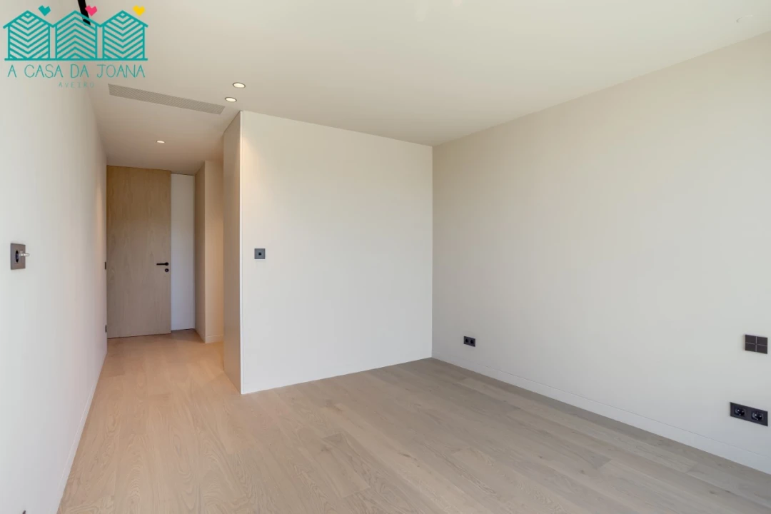 Moradia T5 para Venda em Cascais e Estoril Foto 39