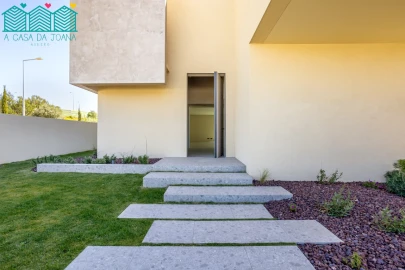 Moradia T5 para Venda em Cascais e Estoril