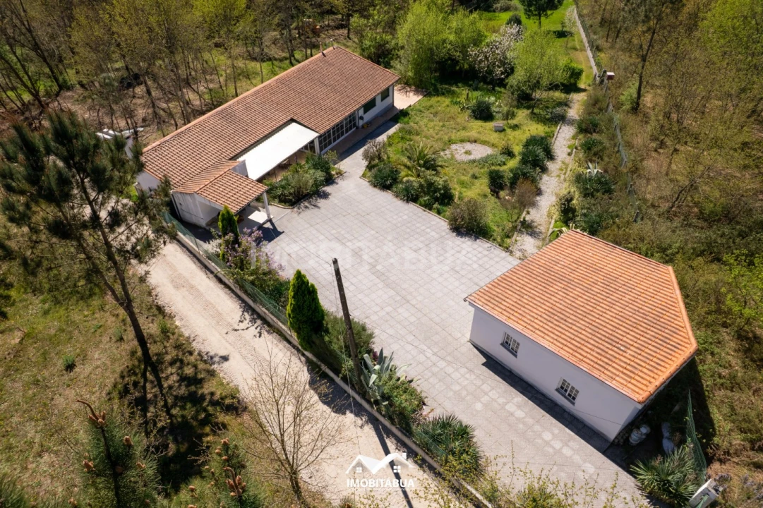 Moradia T3 para Venda em Tabua Foto 1