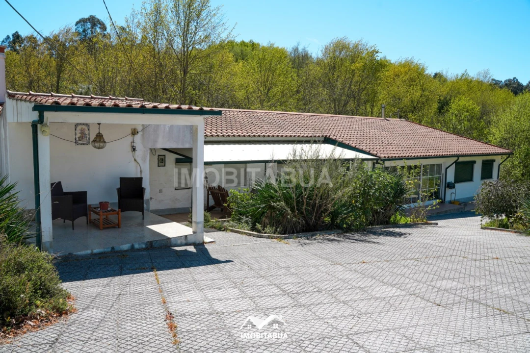 Moradia T3 para Venda em Tabua Foto 2