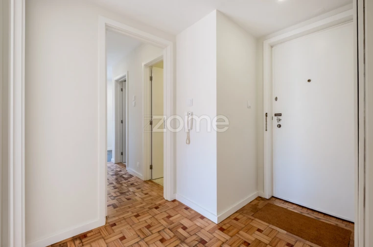 Apartamento T3 para Arrendamento em Mafamude e Vilar do Paraíso Foto 3