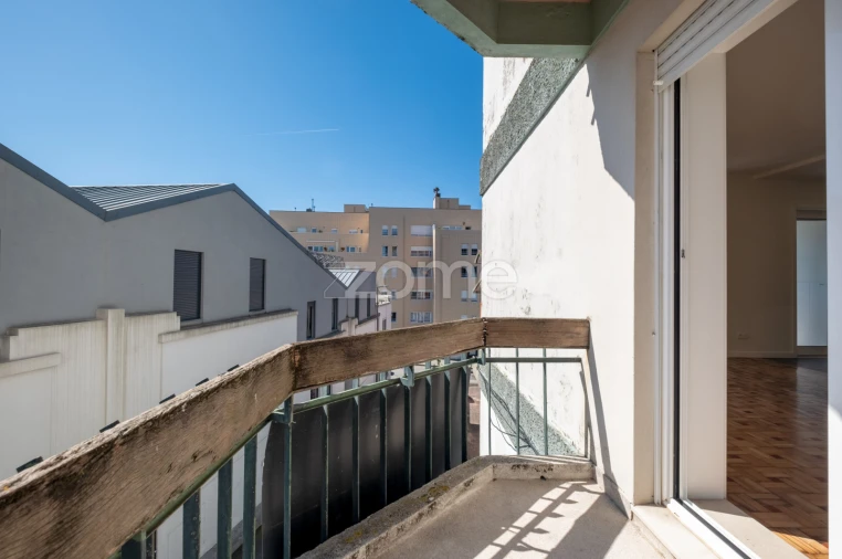 Apartamento T3 para Arrendamento em Mafamude e Vilar do Paraíso Foto 16