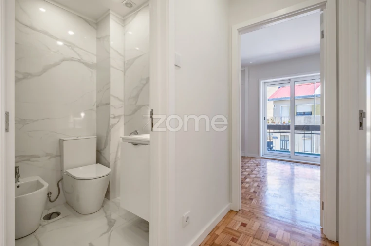 Apartamento T3 para Arrendamento em Mafamude e Vilar do Paraíso Foto 24