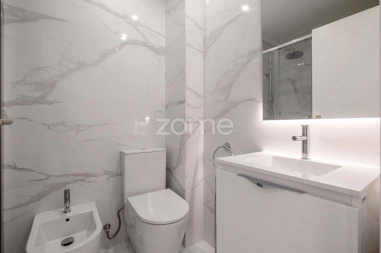 Apartamento T3 para Arrendamento em Mafamude e Vilar do Paraíso Foto 25