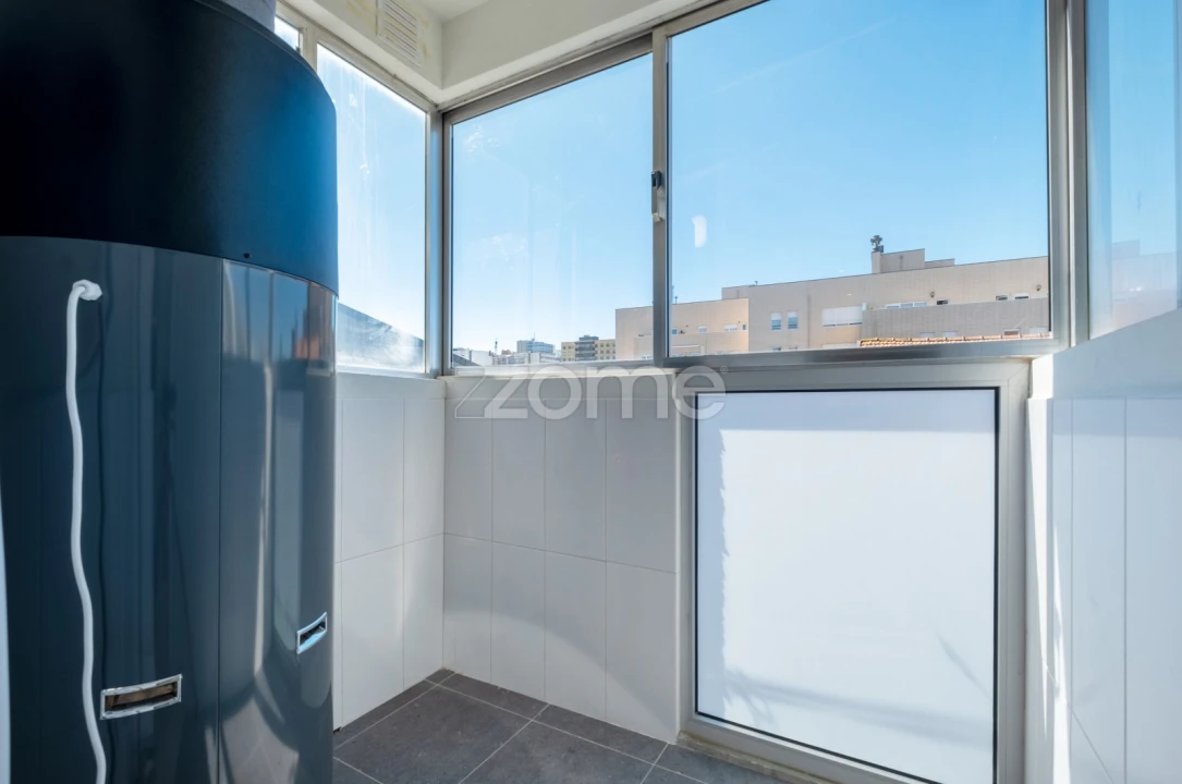 Apartamento T3 para Arrendamento em Mafamude e Vilar do Paraíso Foto 10