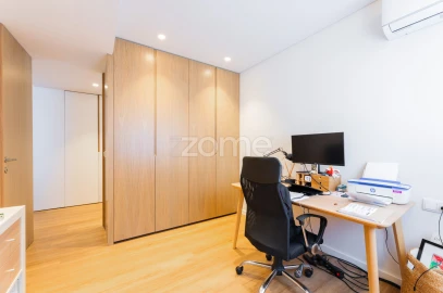Apartamento T3 para Venda em Braga (Maximinos, Sé e Cividade)