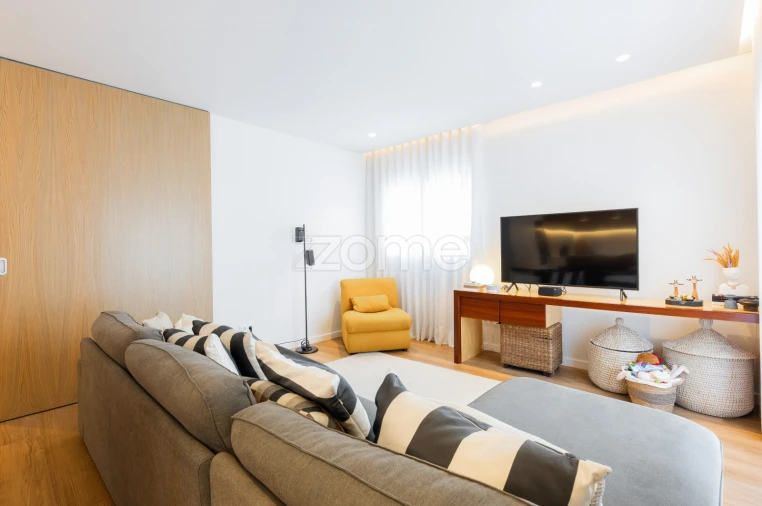 Apartamento T3 para Venda em Braga (Maximinos, Sé e Cividade) Foto 8