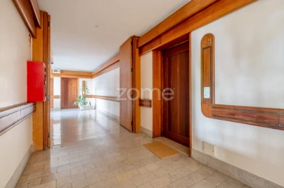 Apartamento T2 para Arrendamento em Aldoar, Foz do Douro e Nevogilde