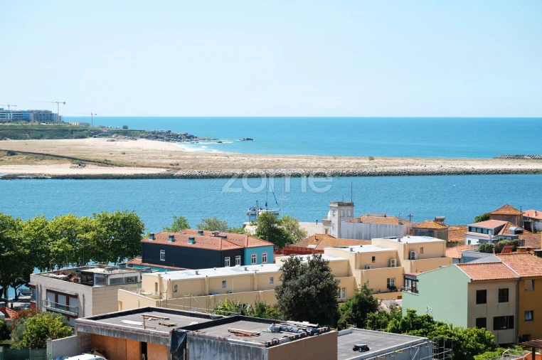 Apartamento T2 para Arrendamento em Aldoar, Foz do Douro e Nevogilde Foto 22