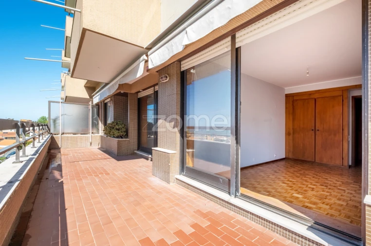 Apartamento T2 para Arrendamento em Aldoar, Foz do Douro e Nevogilde Foto 31