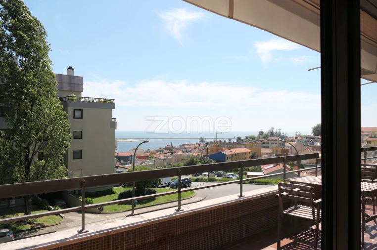 Apartamento T2 para Arrendamento em Aldoar, Foz do Douro e Nevogilde Foto 23