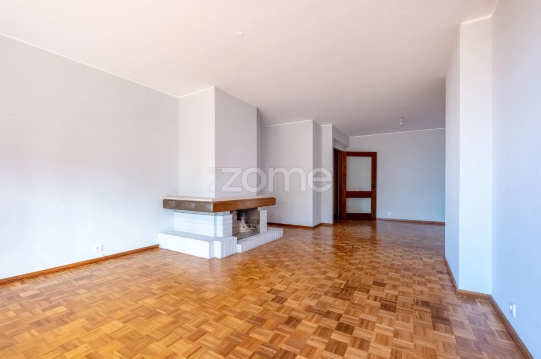 Apartamento T2 para Arrendamento em Aldoar, Foz do Douro e Nevogilde Foto 19