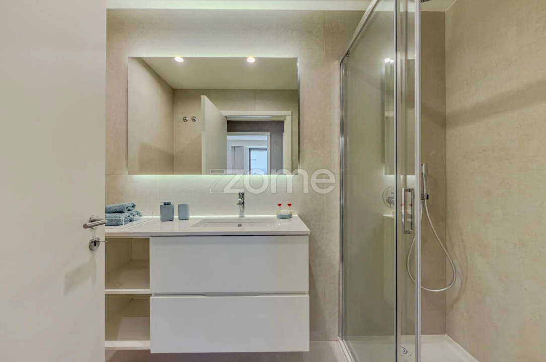 Apartamento T2 para Venda em Santa Marinha e São Pedro da Afurada Foto 16