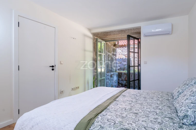 Moradia T3 para Venda em Covas Foto 36