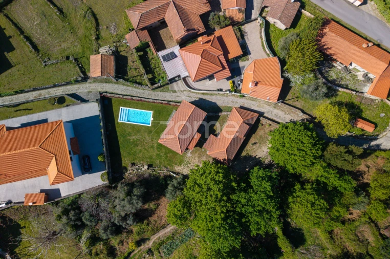 Moradia T3 para Venda em Covas Foto 52