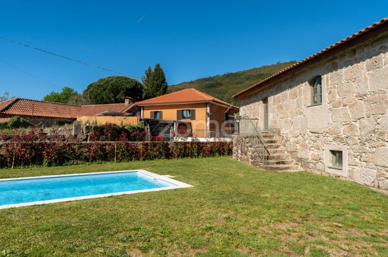 Moradia T3 para Venda em Covas Foto 45