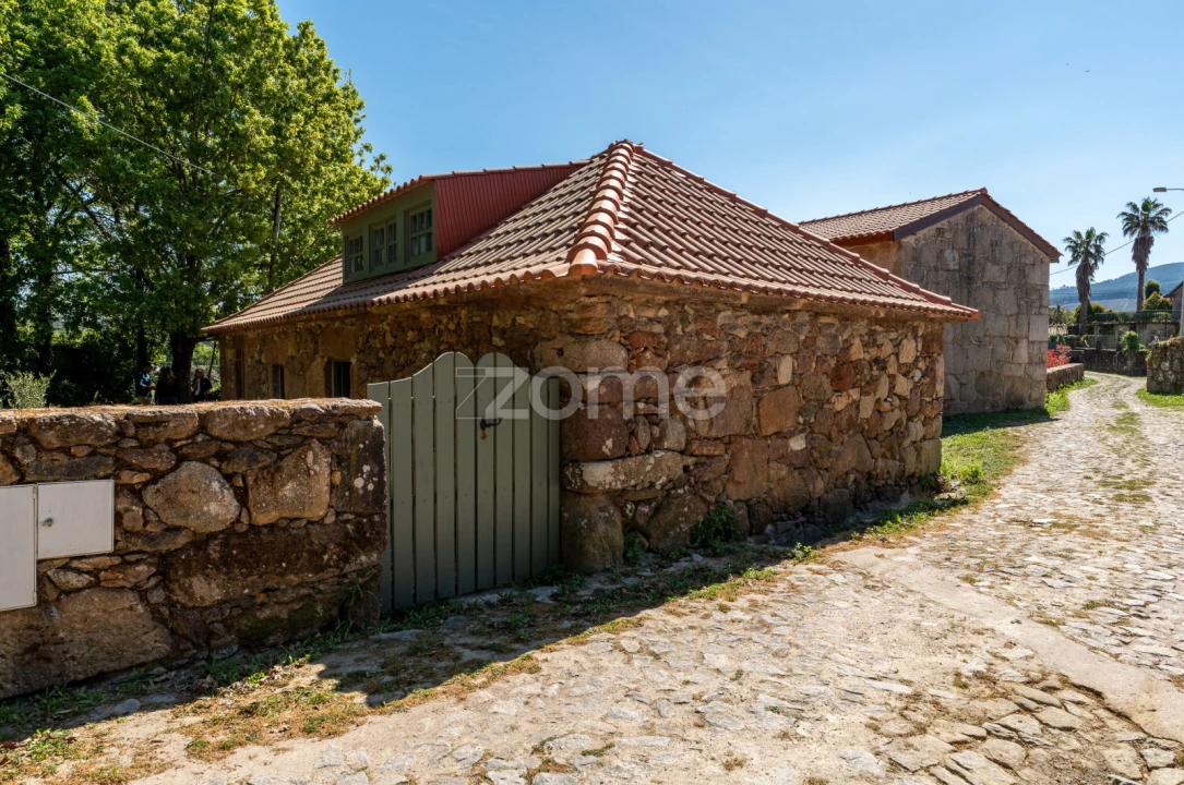 Moradia T3 para Venda em Covas Foto 49