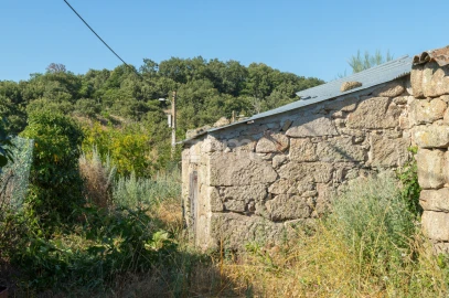 Terreno para Venda em Codesseiro
