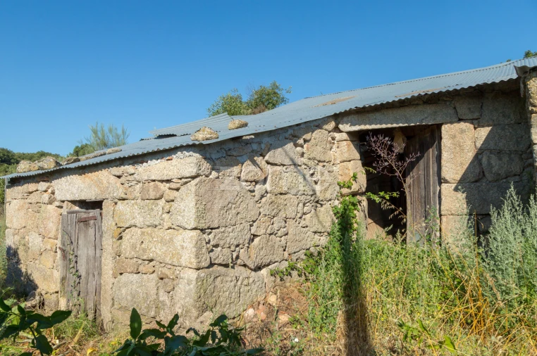 Terreno para Venda em Codesseiro Foto 11