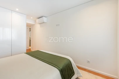 Apartamento T3 para Venda em Moreira de Conegos