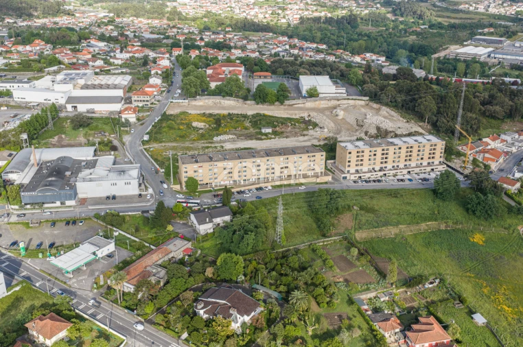 Apartamento T3 para Venda em Moreira de Conegos Foto 30