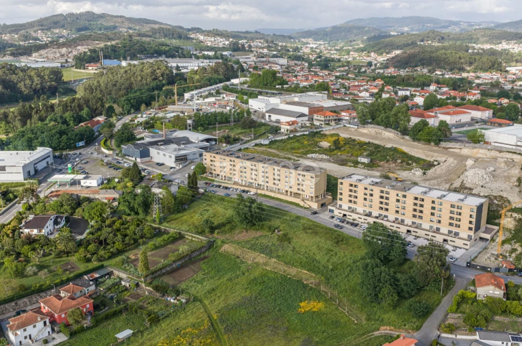 Apartamento T3 para Venda em Moreira de Conegos Foto 29
