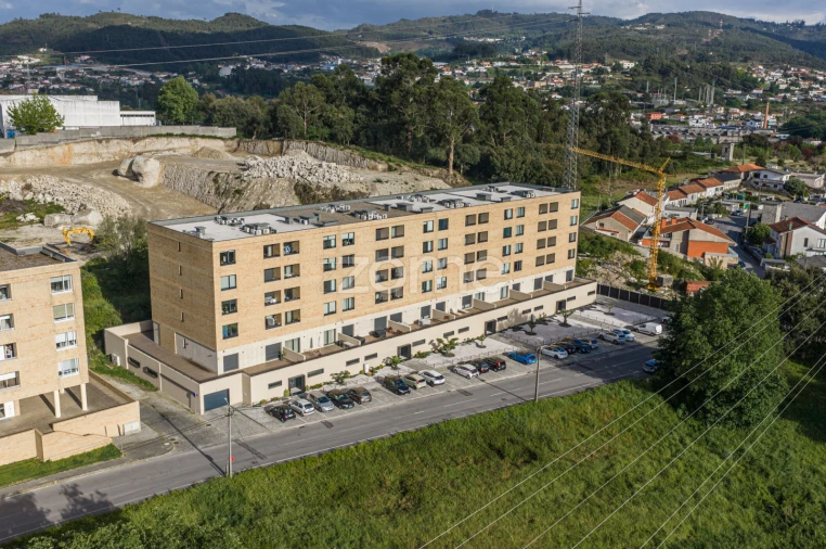 Apartamento T3 para Venda em Moreira de Conegos Foto 26