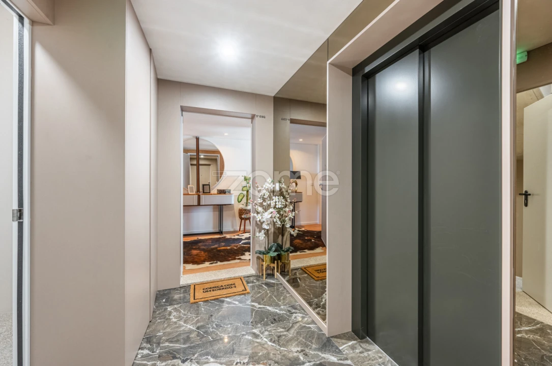 Apartamento T3 para Venda em Moreira de Conegos Foto 4