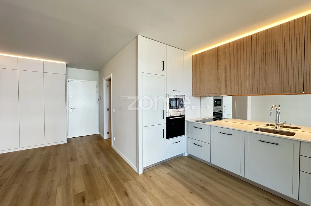Apartamento T1 para Venda em Santa Marinha e São Pedro da Afurada Foto 12