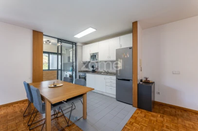 Apartamento T4 para Venda em Mozelos
