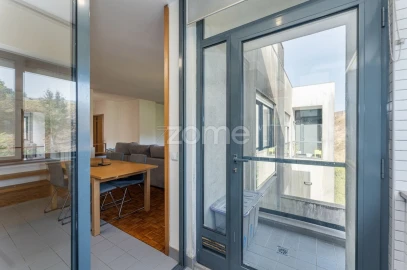 Apartamento T4 para Venda em Mozelos