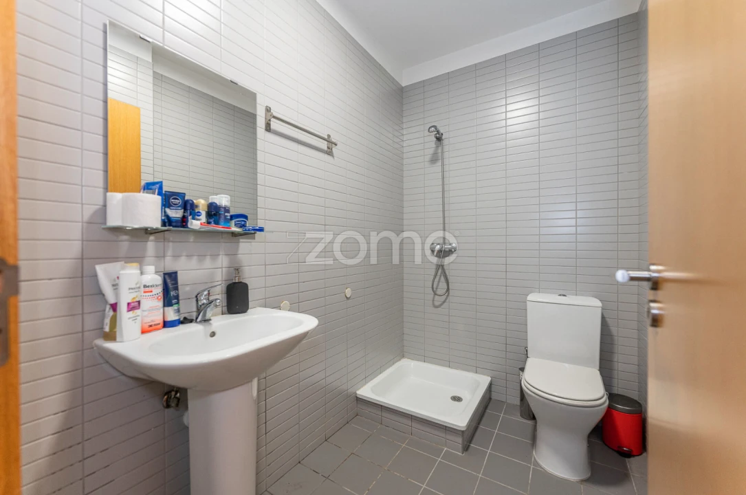 Apartamento T4 para Venda em Mozelos Foto 29