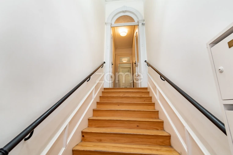 Apartamento T2 para Venda em Cedofeita, Santo Ildefonso, Sé, Miragaia, São Nicolau e Vitória Foto 2